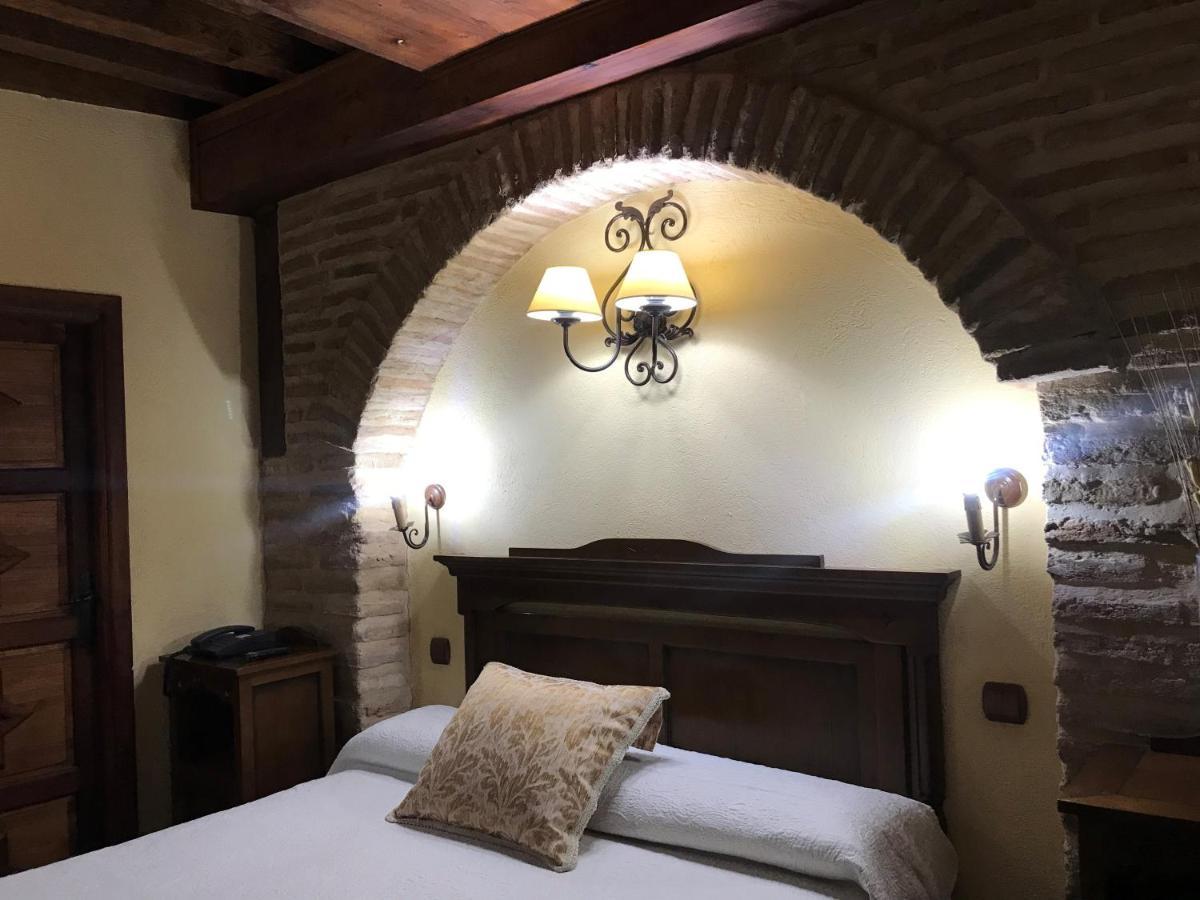 Hospederia Casa De Cisneros Hotell Toledo Exteriör bild