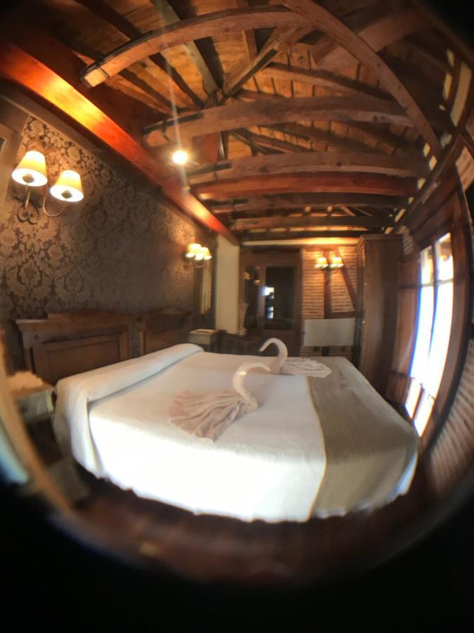 Hospederia Casa De Cisneros Hotell Toledo Exteriör bild